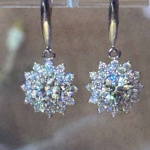 Moissanite One Carat Flower Dangle from slide through lever - Picture 1 of 9